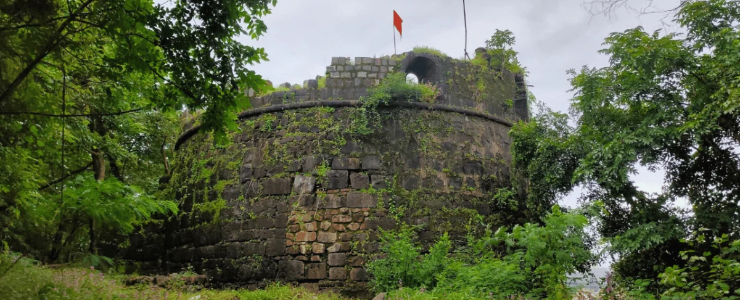 What is Belapur Fort?