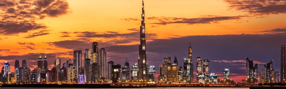 Iconic Landmarks: Burj Khalifa